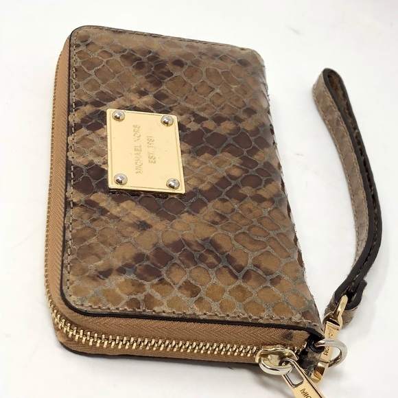 Michael kors snake print ph case wallet/wristlet - Picture 5 of 7